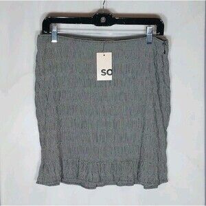 So Juniors Mini Skirt Sz L Black & White Gingham Seersucker Ruffle Hem Side Zip